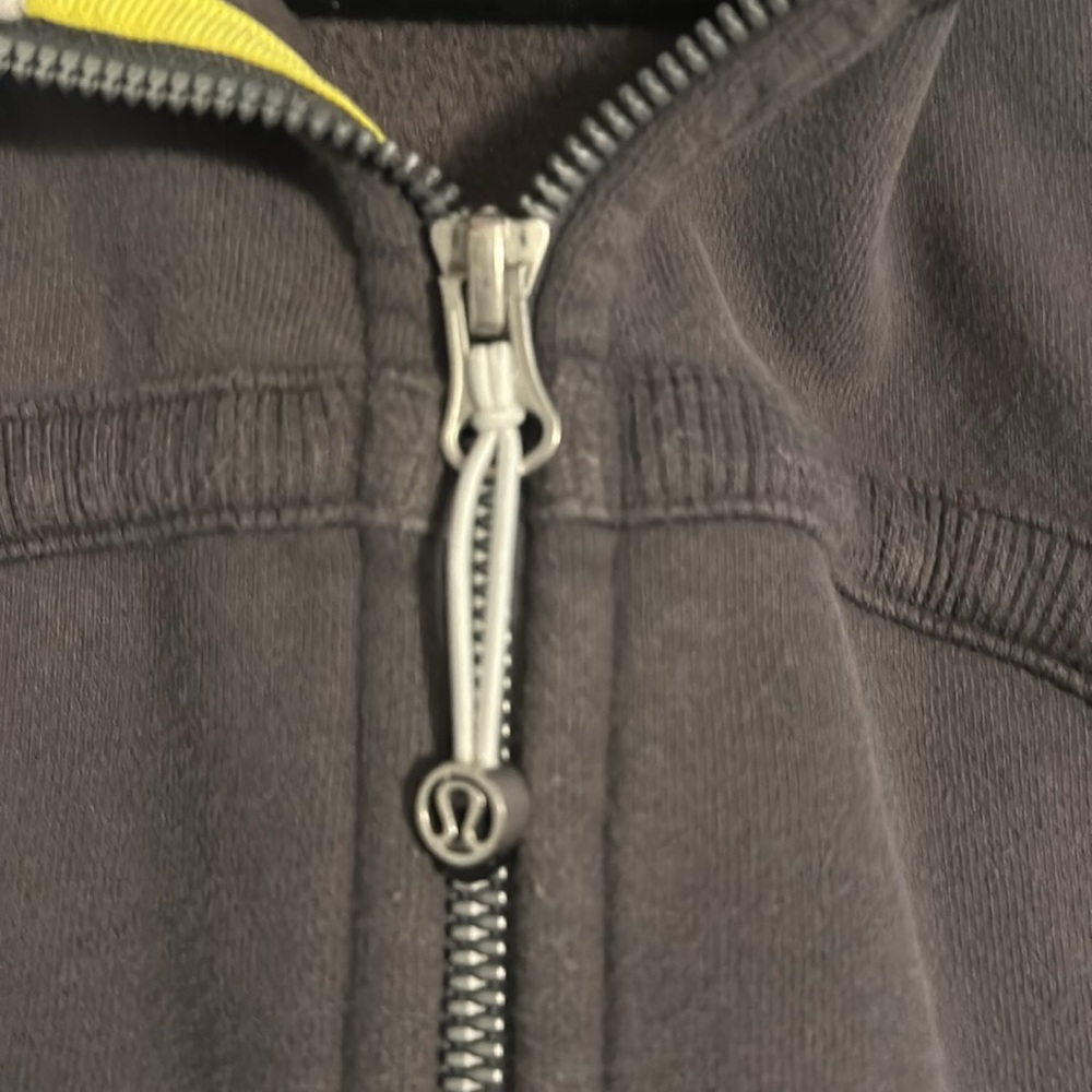 Lululemon jacket - Picture 5 of 5